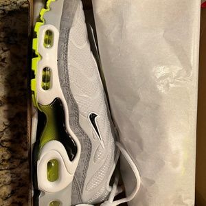 Nike Air Max GS Plus (5Y) brand new